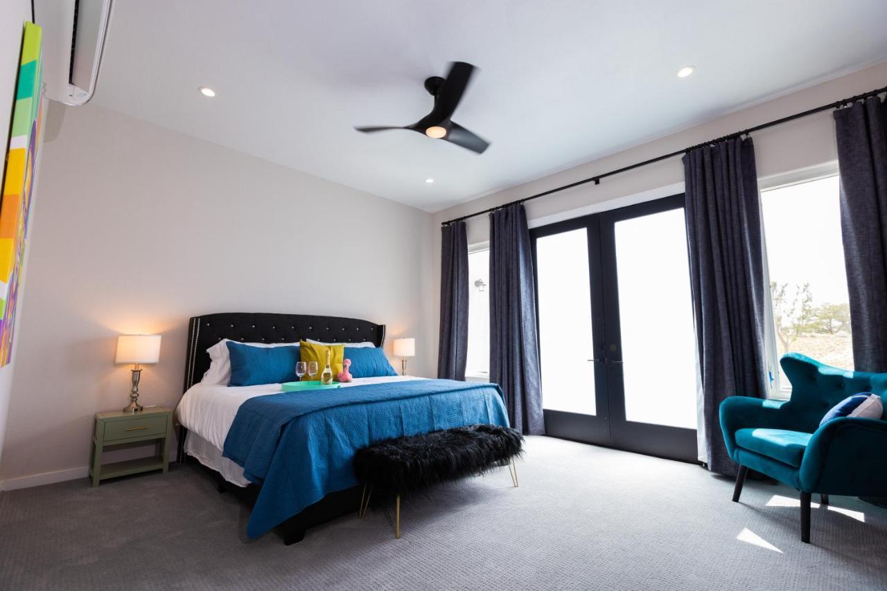 The Bentley Hotel On 290 Johnson City Esterno foto