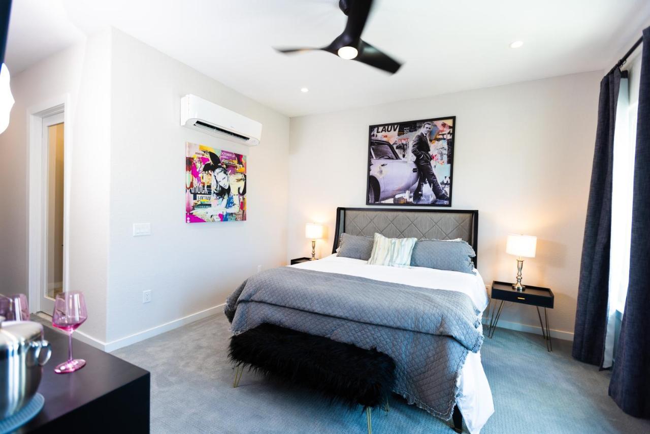 The Bentley Hotel On 290 Johnson City Esterno foto